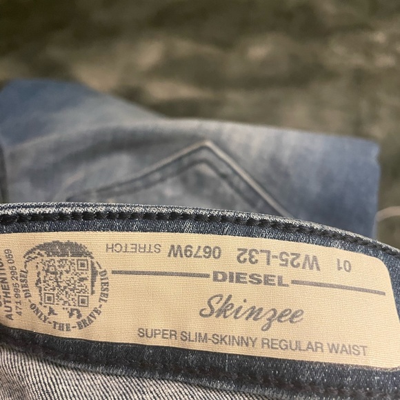 Diesel Jeans - Picture 4 of 5